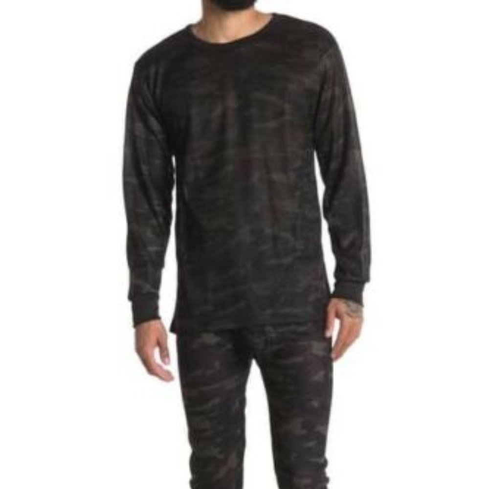Northern Exposure Camo Thermal Top & Pants 2-Piece Set Color BLACK CAMO. MEDIUM